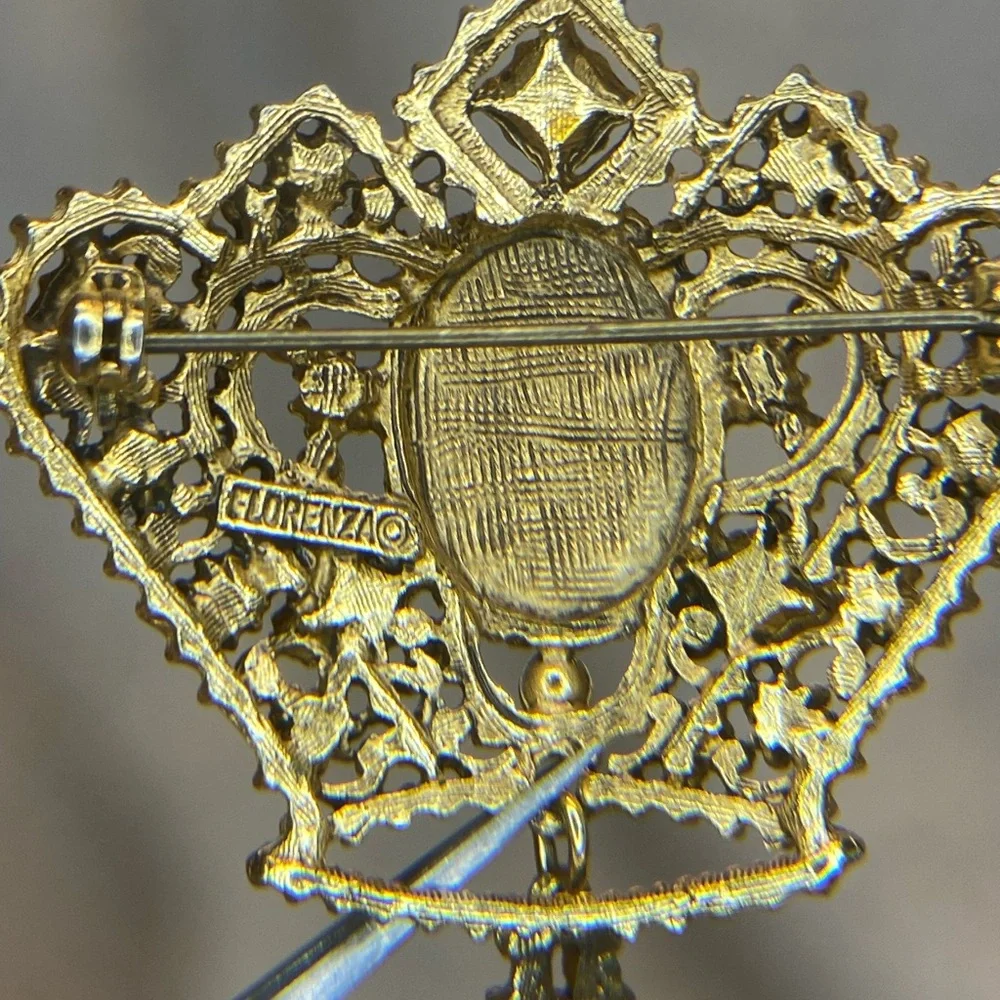 Vintage Crown FLORENZA BROOCH CARVED SHELL CAMEO with Garnet and Turquoise Glass